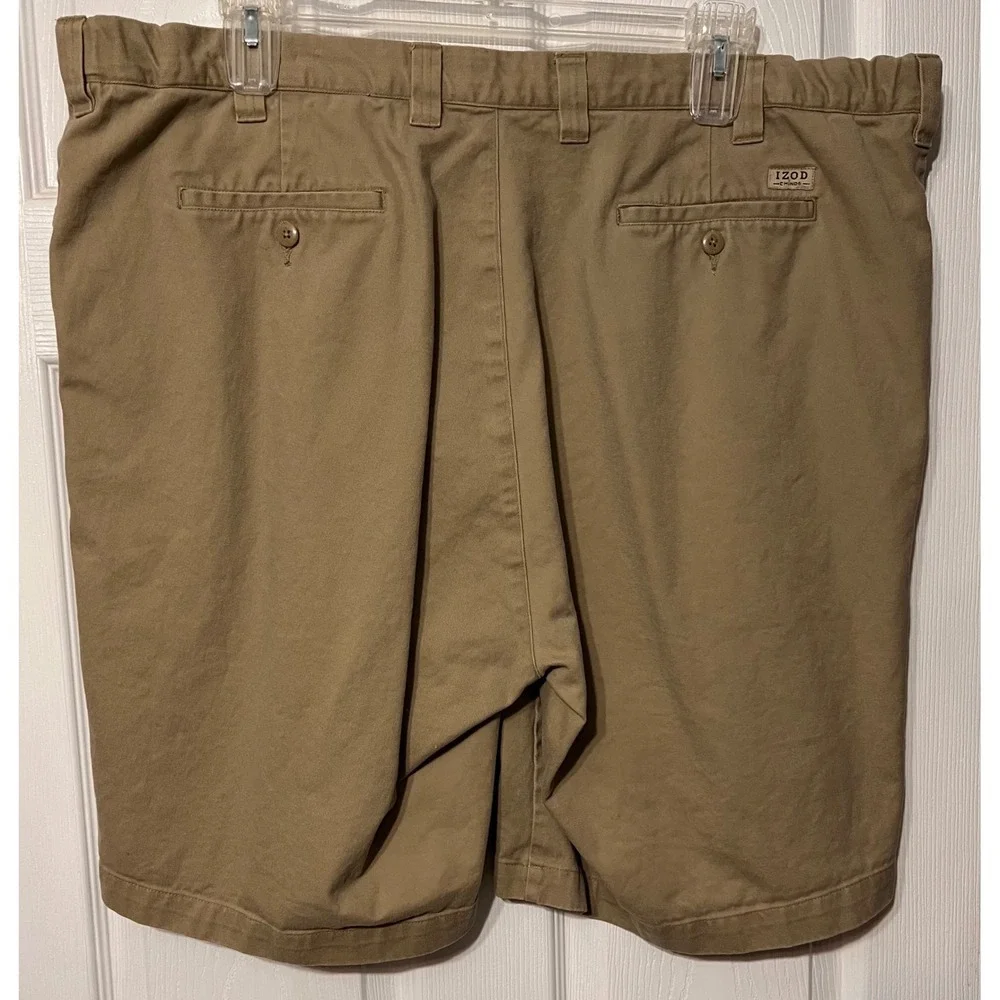 Izod chinos pleated